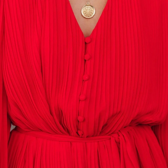 VICI Collection bright red dress NEVER WORN. Fun and flirty dress. - Picture 7 of 7